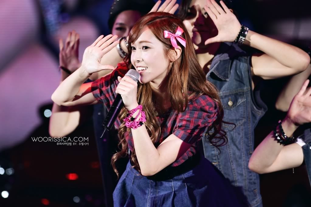 SNSD_제시카.121018 Love your W & 121017 PYL 오토 런웨이 무대