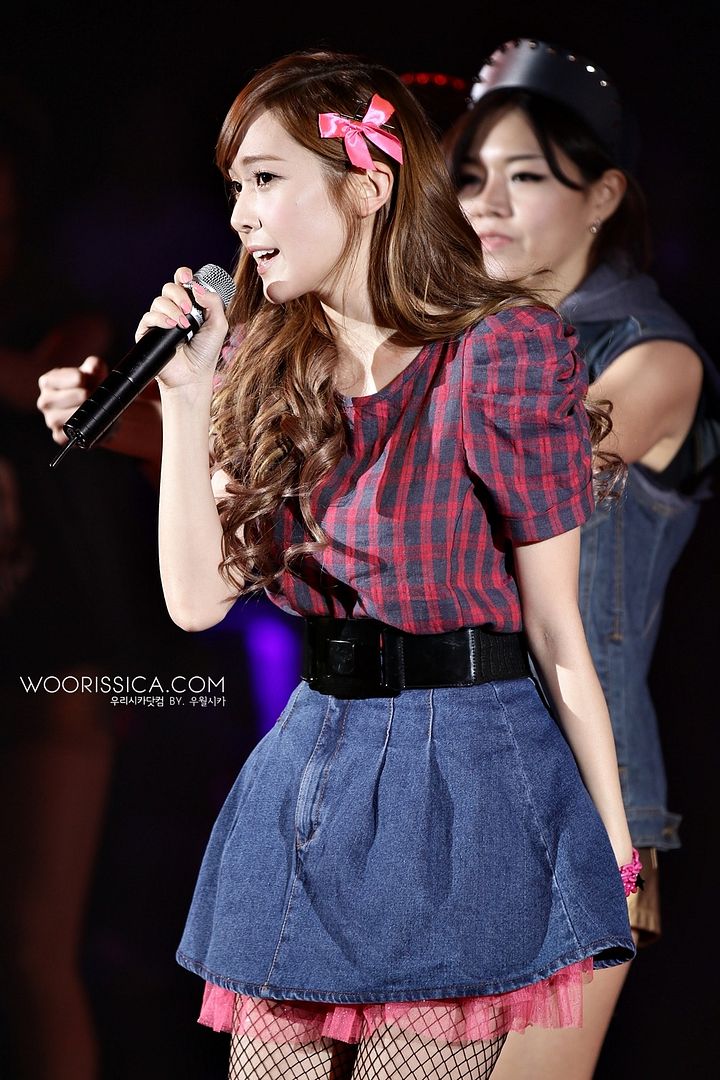 SNSD_제시카.121018 Love your W & 121017 PYL 오토 런웨이 무대