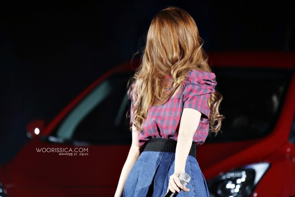 SNSD_제시카.121018 Love your W & 121017 PYL 오토 런웨이 무대