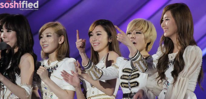 싱가폴 팬들의 소녀시대 콘서트 서포트와 봉사활동