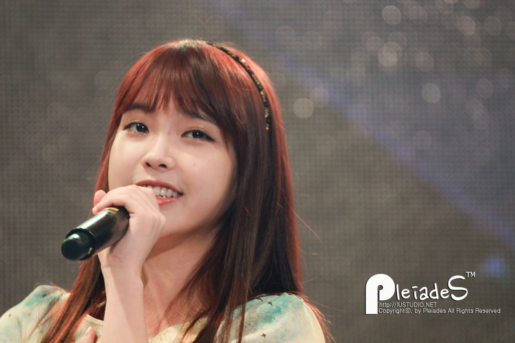 [직찍_50pics]아이유 - 121020 부산 퀴즈왕 선발대회 by 아데스