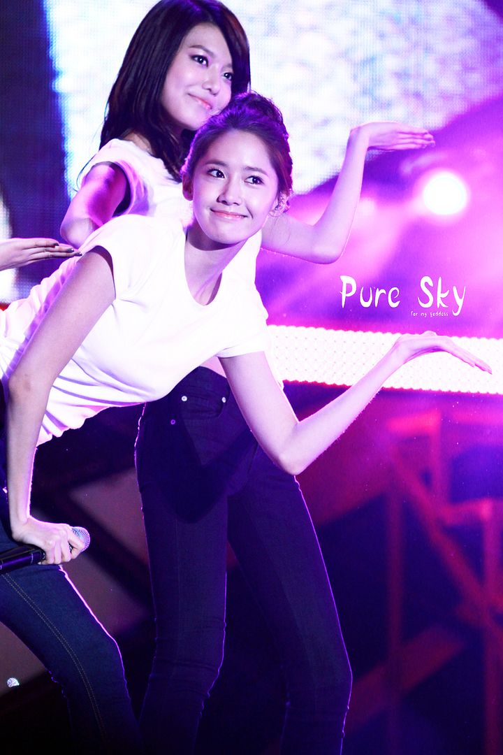 121007 강남한류페스티벌 윤아 Part 2 by Pure Sky