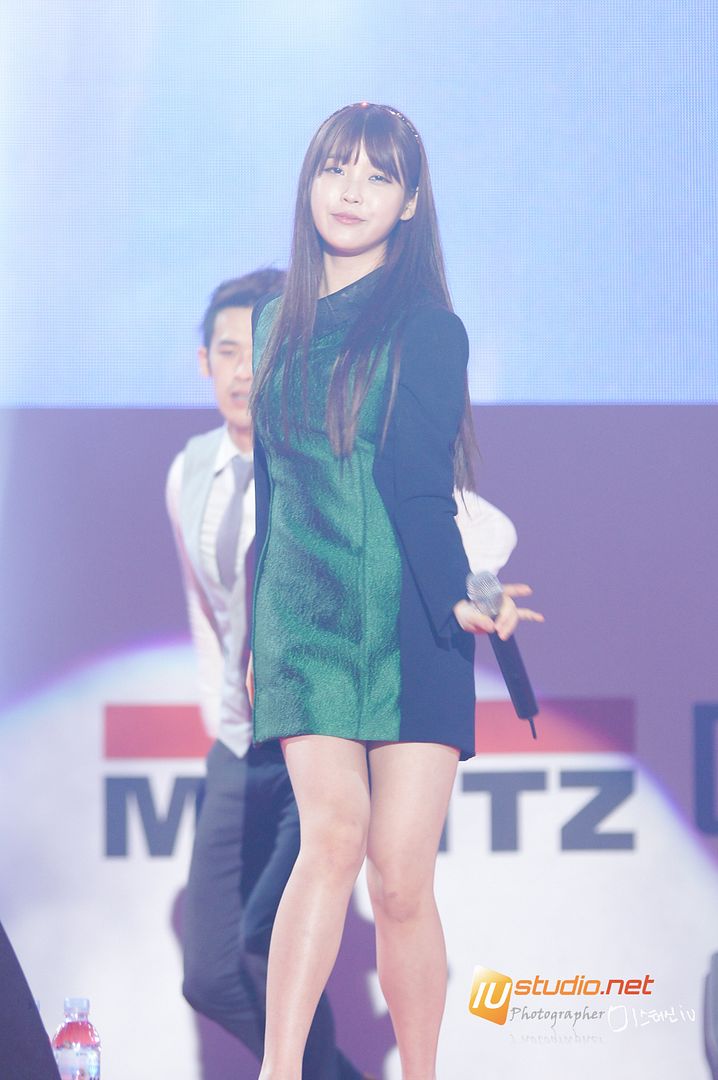 [직찍_151pics] 아이유(IU) - 121020 메리츠 90주년 기념 걷기대회