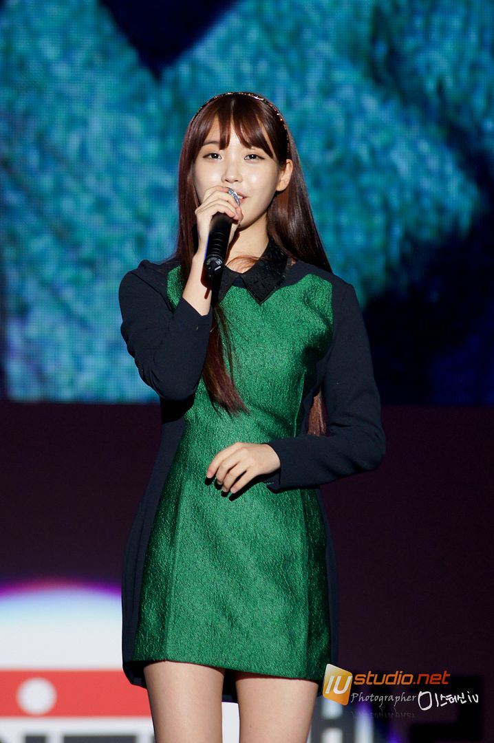 [직찍_151pics] 아이유(IU) - 121020 메리츠 90주년 기념 걷기대회