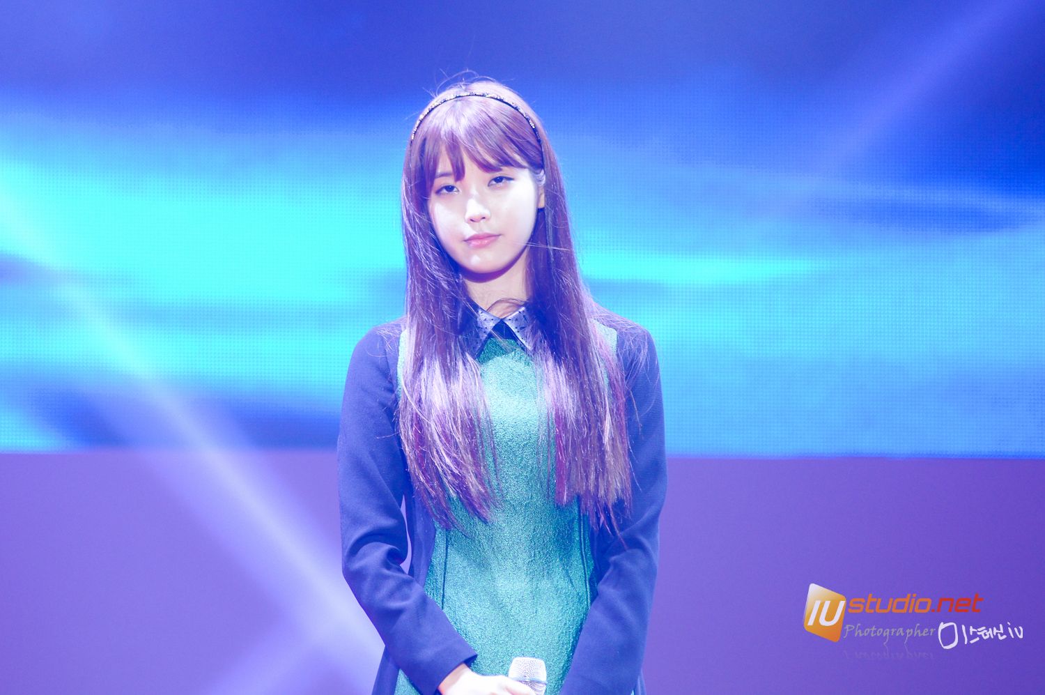 [직찍_151pics] 아이유(IU) - 121020 메리츠 90주년 기념 걷기대회