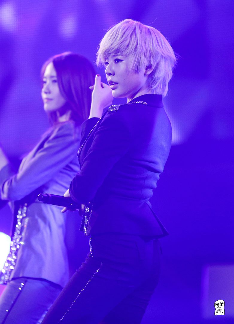 [직찍_58pics] 소녀시대(GIRLS GENERATION) - 121021 GS콘서트