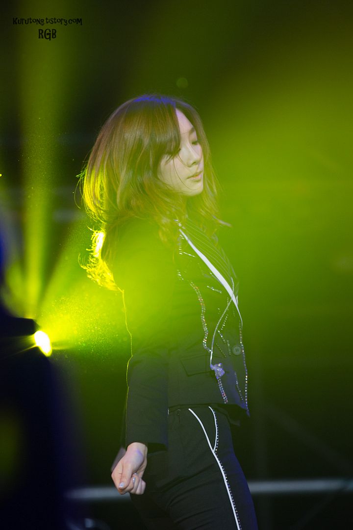 [직찍_58pics] 소녀시대(GIRLS GENERATION) - 121021 GS콘서트