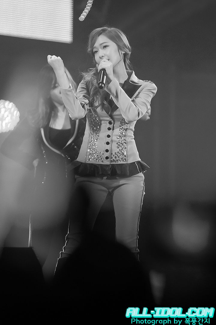 [40pics] 소녀시대(Girls Generation) @ 121021 GS&Concert