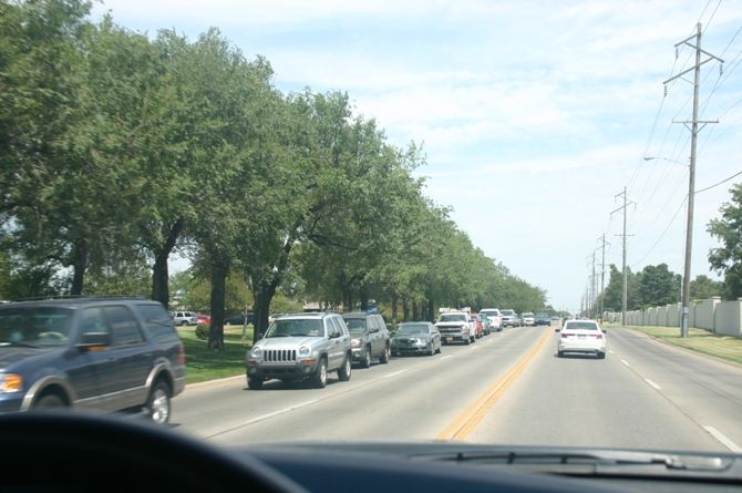 http://i1196.photobucket.com/albums/aa402/LadyLiberty1885/TheArticles/CFABuycott2012/CHicFilA_wichita4.jpg