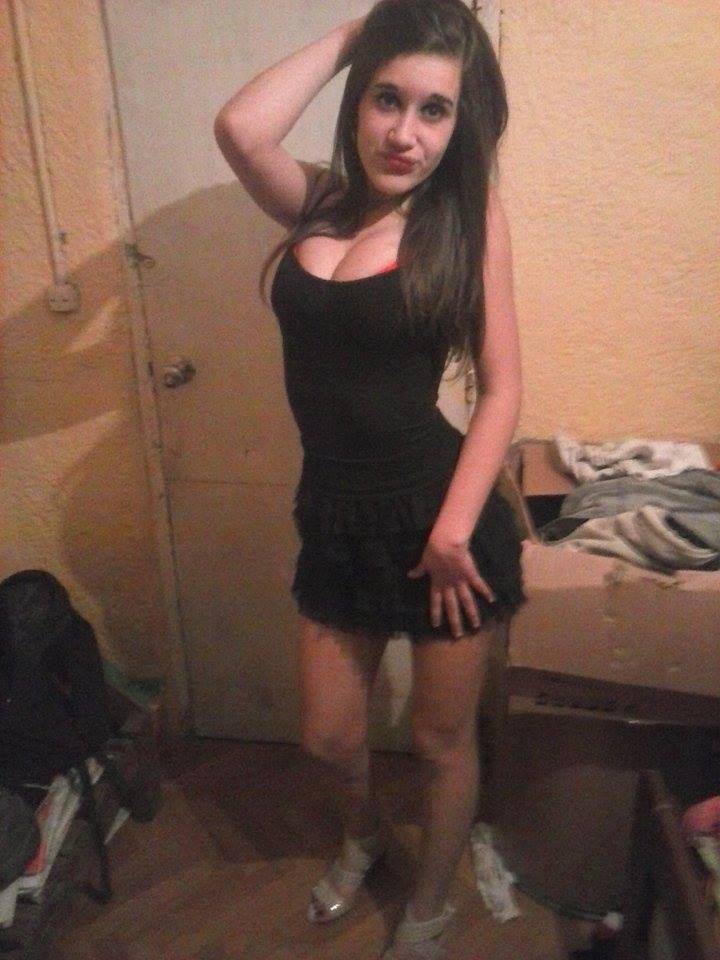 Rominita, pendeja Facebook (+18)