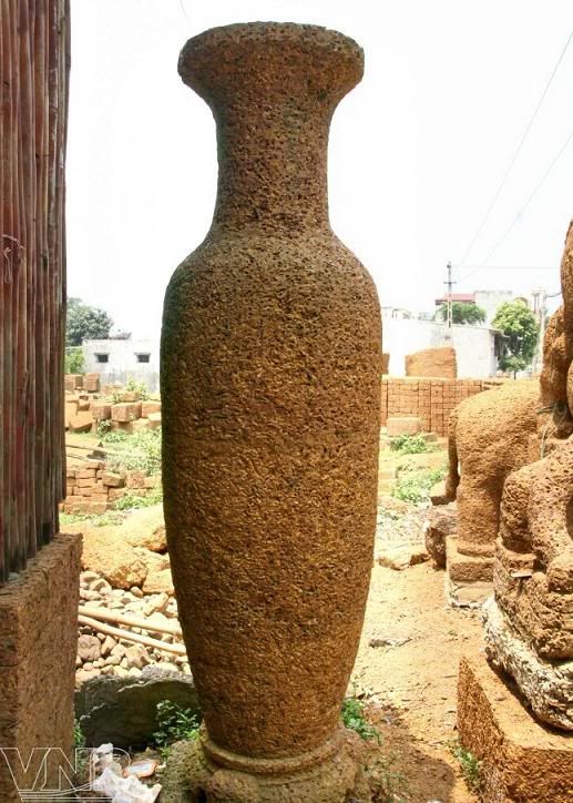 A flower vase made from laterite. A flower vase made from laterite.