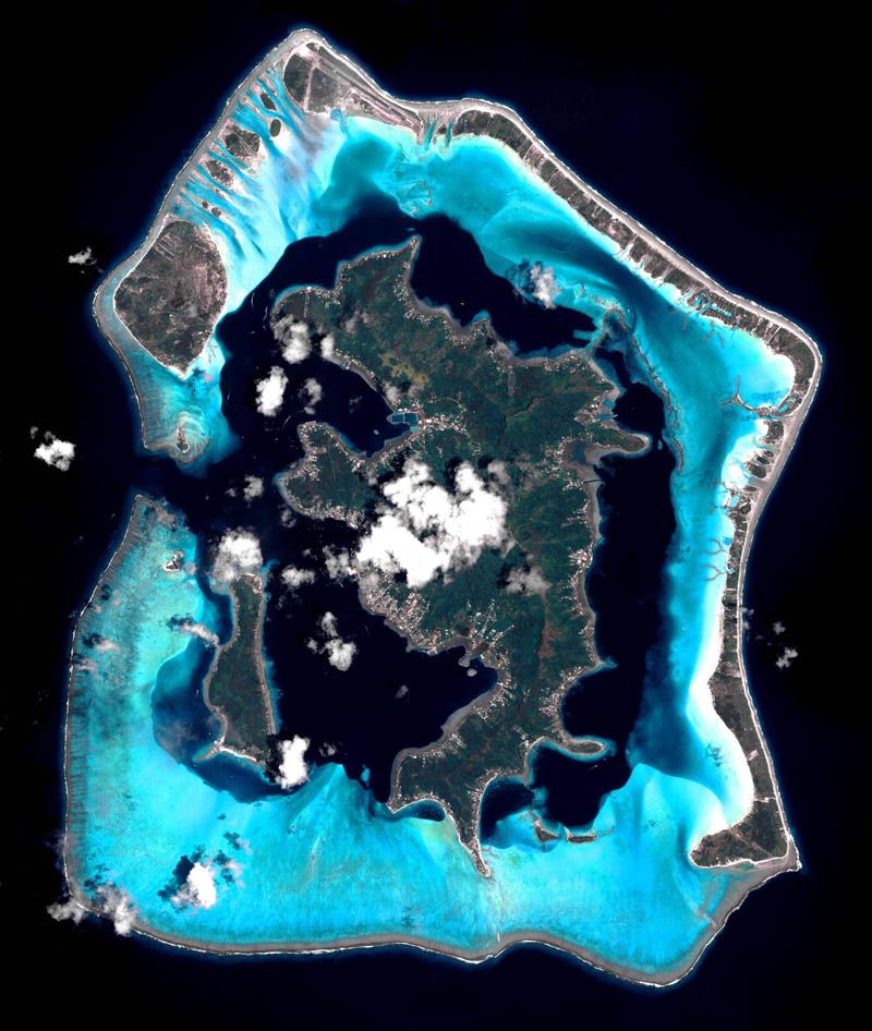  photo satellite-aerial-bora-bora-from-space-pleiades-france_zpsa3b222b8.jpg