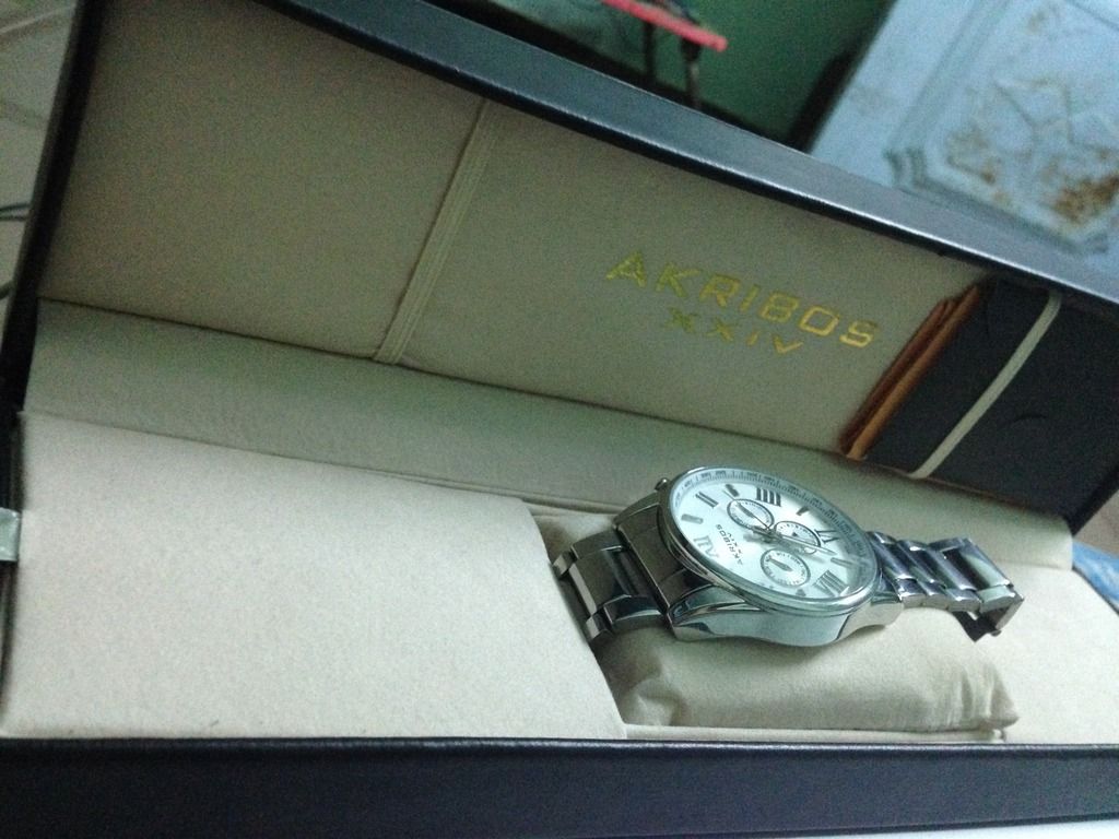 Bán nhanh đồng hồ Akribos XXIV Men's AK736SS mới 99% giá rất tốt - 2