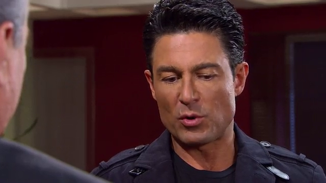 photo vlcsnap-2013-04-28-21h33m55s133.png