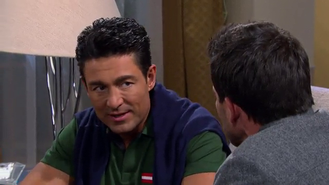  photo vlcsnap-2013-04-28-21h37m33s249.png