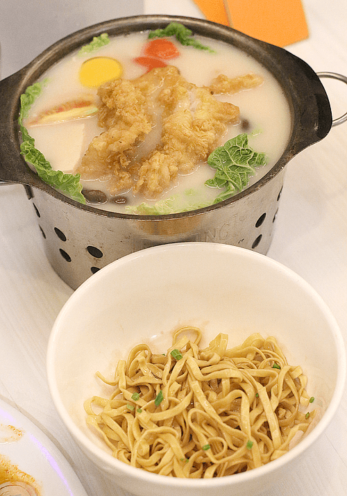 Rainy Lunch at Bugis Singapore Street Food, Banawe