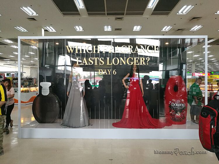 DOWNY UNVEILS #NEVERFADE WINDOW DISPLAY IN PUREGOLD