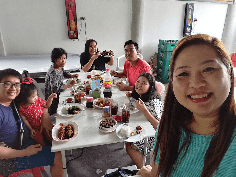 Mila's Tokwa't Baboy and Sisig in Angeles, Pampanga