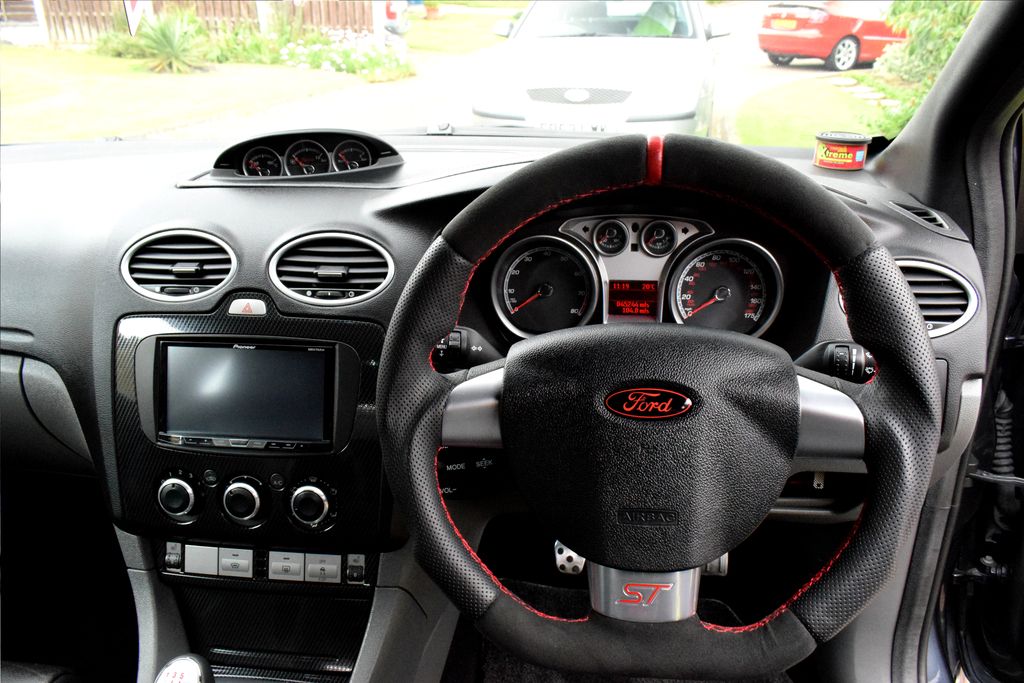 Focus St3 Interior Clean Detailing World