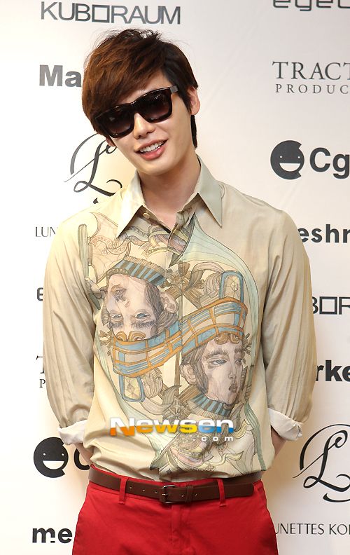 tumblr_mkq5o3JWa81s4x9hgo1_1280_zpse9f33