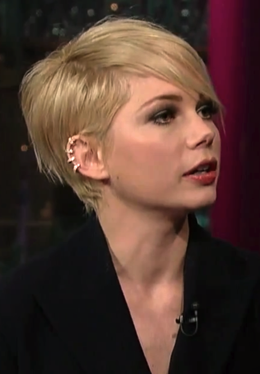 LE FASHION BLOG MICHELLE WILLIAMS DAVID LETTERMAN SHOW CBS FEBRUARY 2013 HAIRCUT SHORT ASYMMETRICAL BOB REPOSSI BERBERE DIAMOND GOLD MULTI HOOP EAR CUFF PROMOTING MOVIE FILM WIZARD OF OZ SUIT DRESS 3