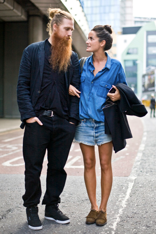 LE FASHION BLOG STREET STYLE STYLISH COUPLES BEARDS BABES LUCY CHADWICK HUSBAND DUFFY LONG BEARD CHAMBRAY BRIGHT BLUE DENIM BUTTON SHIRT CUT OFF JEANS VINTAGE DENIM MOCCASIN OXFORDS MENS STYLE VIA THE SARTORIALIST
