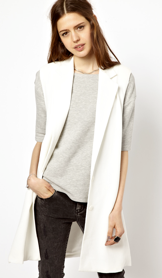 SLEEVELESS BLAZER