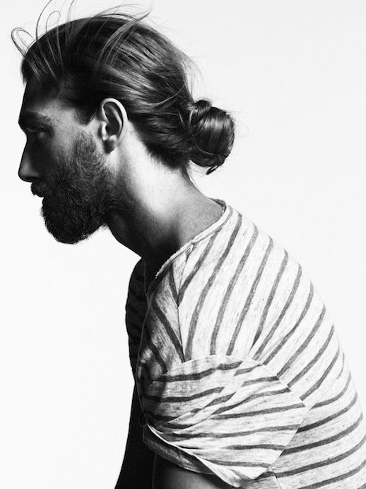 11 STYLISH HOT GUYS WITH BEARDS