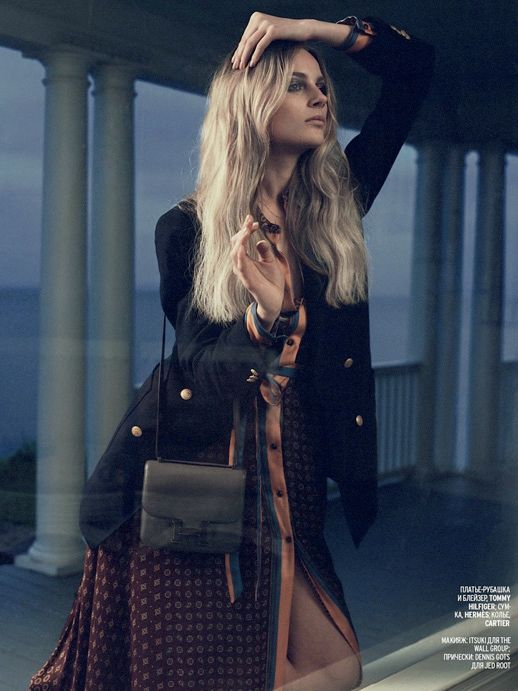 MARIE CLAIRE RUSSIA NAVY JACKET GOLD BUTTON CROSS BODY BAG SILK PJ PAJAMA INSPIRED DRESS TOMMY HILFIGER HERMES CARTIER LAID BACK BOHO ROMANTIC 5