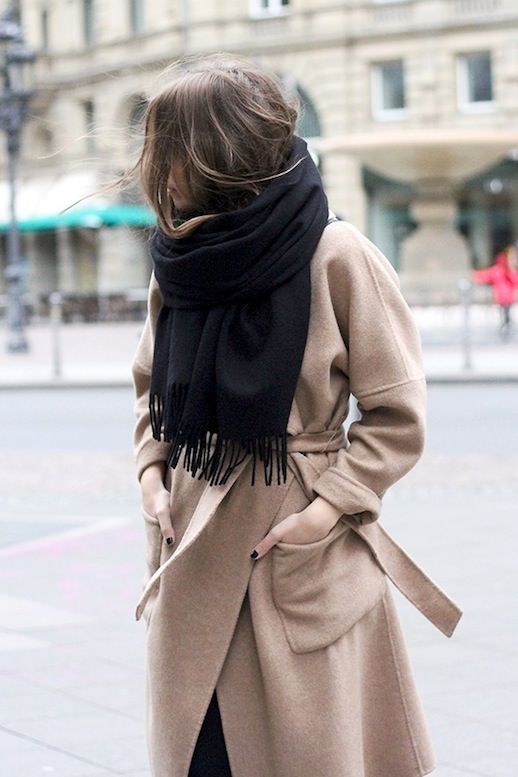 A Blogger's Effortlessly Chic Way To Accessorize A Wrap Camel Coat