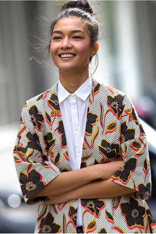 Le Fashion A Polished Way To Wear A KimonoStyle Jacket