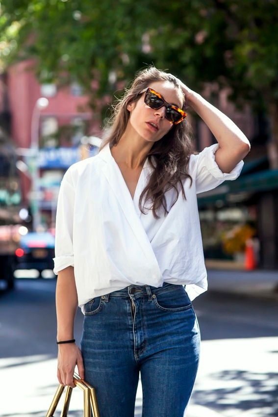 Le Fashion: Two Ways: White Shirt & High-Waisted Jeans