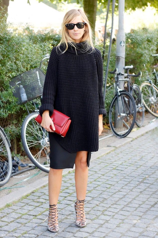 Street Style: Oversized Sweater + Slit Skirt In Copenhagen