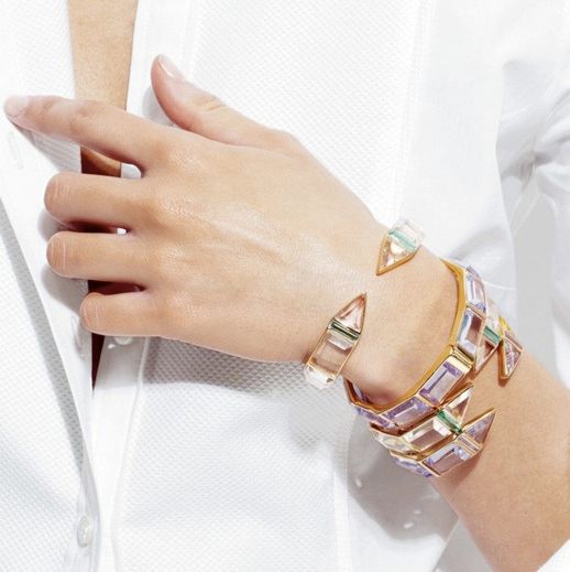 LE FASHION BLOG JEWELRY CRUSH JENNIFER MEYER FOR J CREW COLLECTION CFDA COLLABORATION 2012 EDITH JEWELED CUFF BRACELET STACKED SPRING SUMMER GOLD JEWELRY n photo nLEFASHIONBLOGJEWELRYCRUSHJENNIFERMEYERFORJCREWCOLLECTIONCFDACOLLABORATION2012EDITHJEWELEDCUFFBRACELETSTACKEDSPRINGSUMMERGOLDJEWELRY.jpg