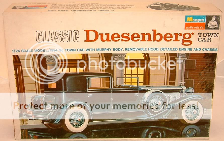 CARS  DUESENBERG TOWN CAR 1968 MONOGRAM KIT (DJ)  