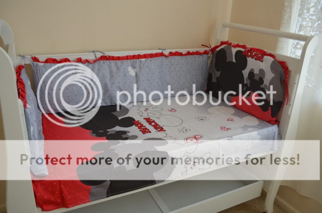 Baby Bedding Crib Cot Sets 7 PC Mickey Mouse Theme RRP $135