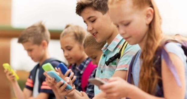 XNSPY Review: Are your kids irrevocably hooked up to their phones? Do this NOW!