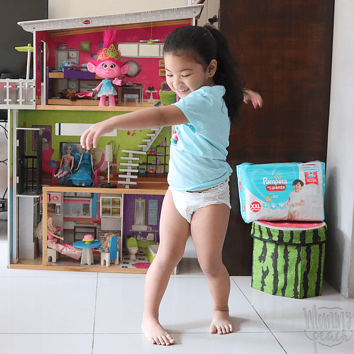 Save 2 Diapers Per Day with #LessPalitMoreSulit Pampers!