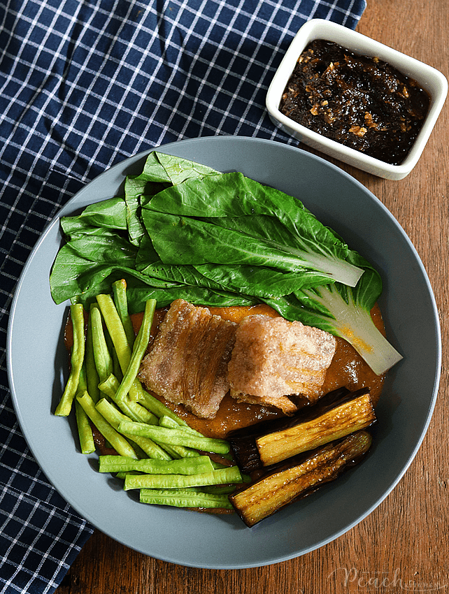 Vegetarian Kare-Kare