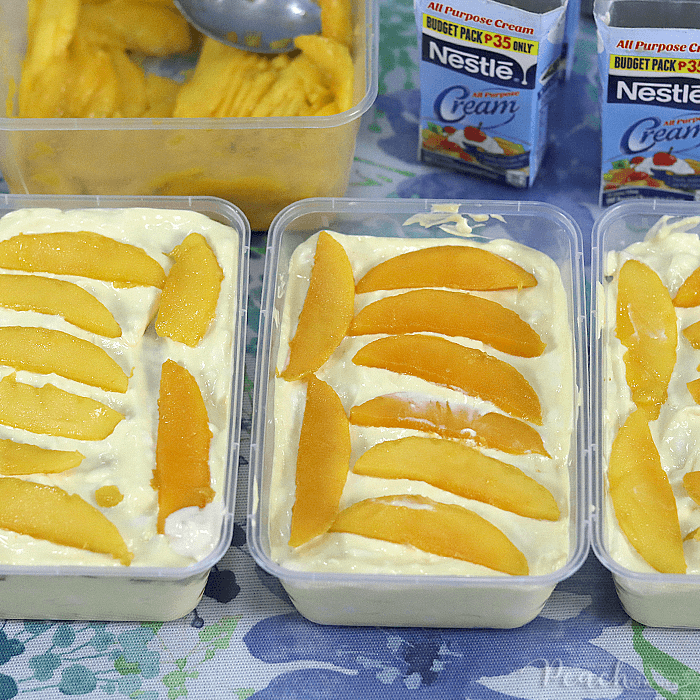 Mango Float (Mango Ice Box Cake)