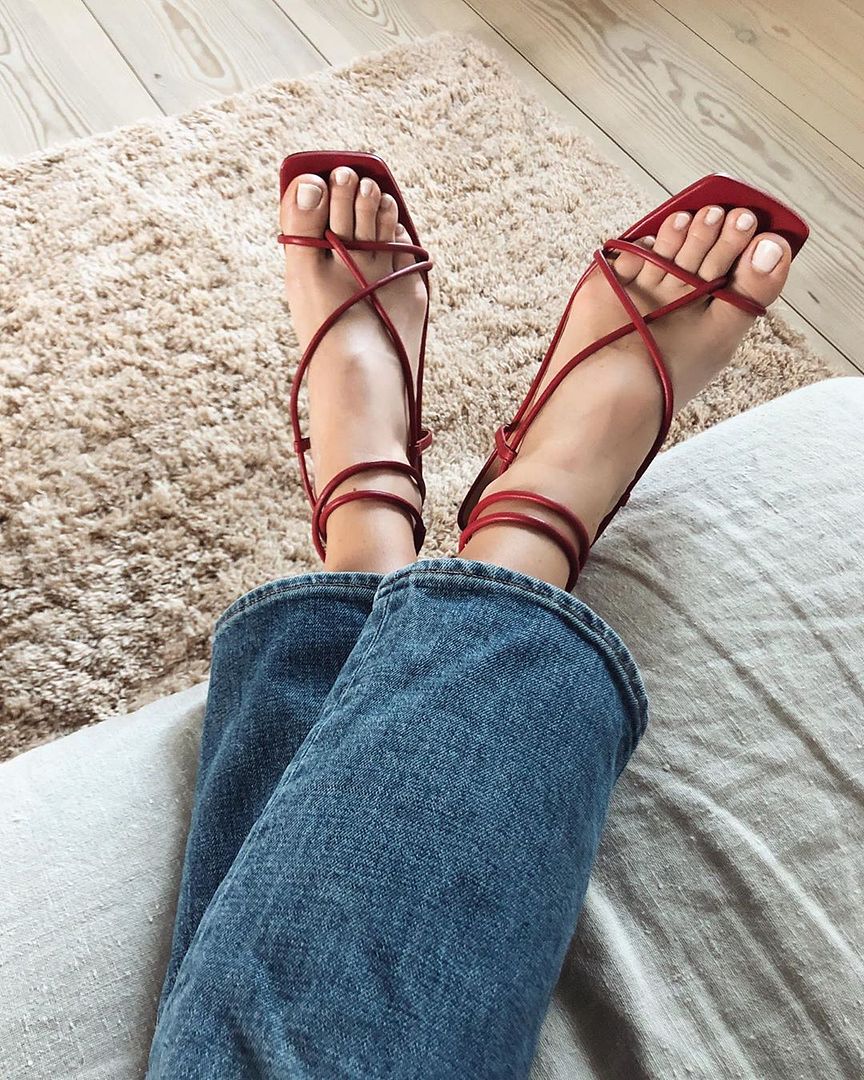 25 Best Red Sandals for Summer