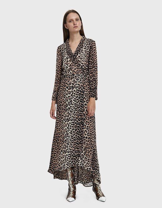 Le Fashion Blog Leopard Printed Wrap Dress Via Need Supply 