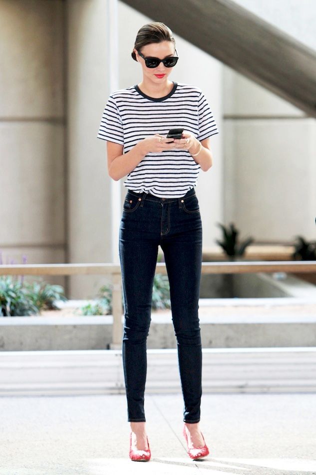 Le Fashion: Miranda Kerr Goes Casual Chic In A Striped Tee And High ...