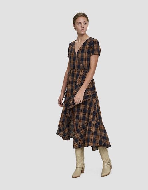 Le Fashion Blog Shop Fall Midi Dresses Via Need Supply 