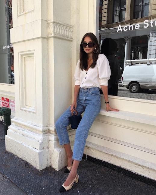 Le Fashion Blog Simple Chic Sunglasses White Blouse Vintage Jeans Cap Toe Slingback Heels Via @fakerstrom 