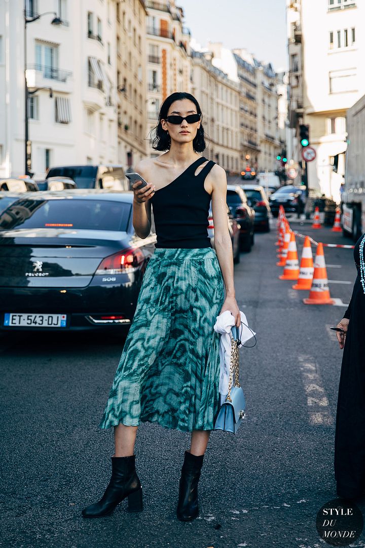 The Coolest and Chicest Midi Skirts for Transitional Weather