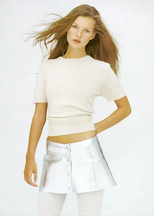 Le Fashion: KATE MOSS | PASTELS + SILVER | VOGUE UK 1993