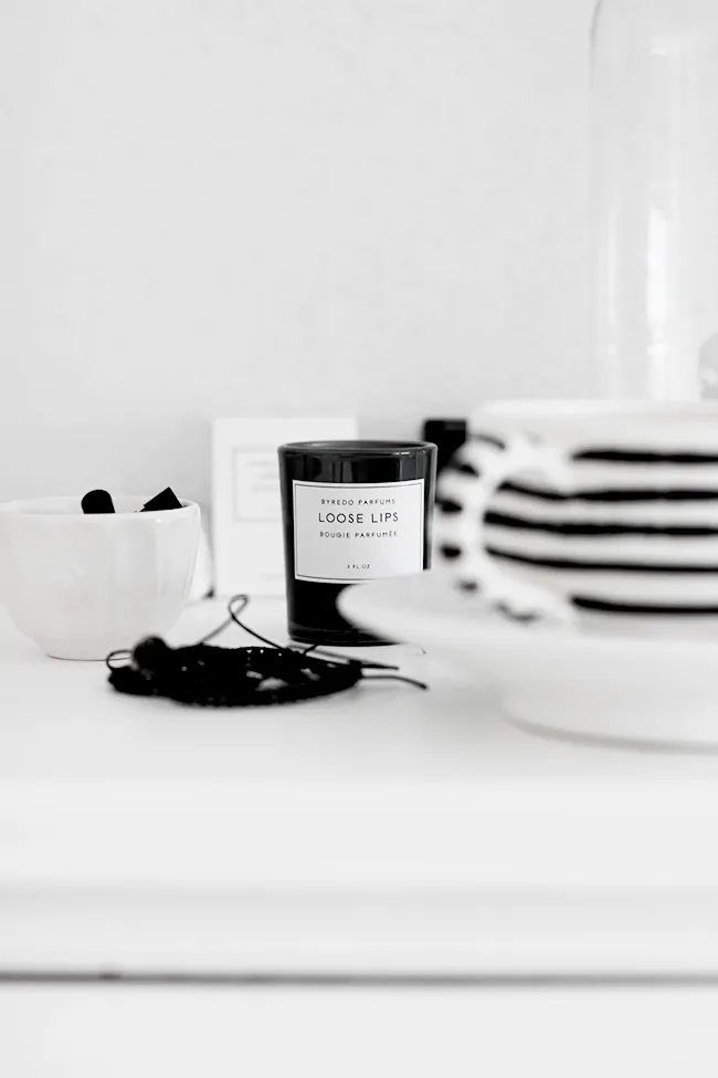 LE FASHION BLOG HOME DECOR INSPIRATION MIJA THE SUPER ORDINARY SWEDISH INTERIOR DESIGN BLOGGER BLACK AND WHITE FASHION RELATED DETAILS BLACK WHITE STRIPE TEA CUP BYREDO PARFUM LOOSE LIPS CANDLE LITTLE CUPS 9 photo LEFASHIONBLOGHOMEDECORINSPIRATIONMIJATHESUPERORDINARY9.jpg