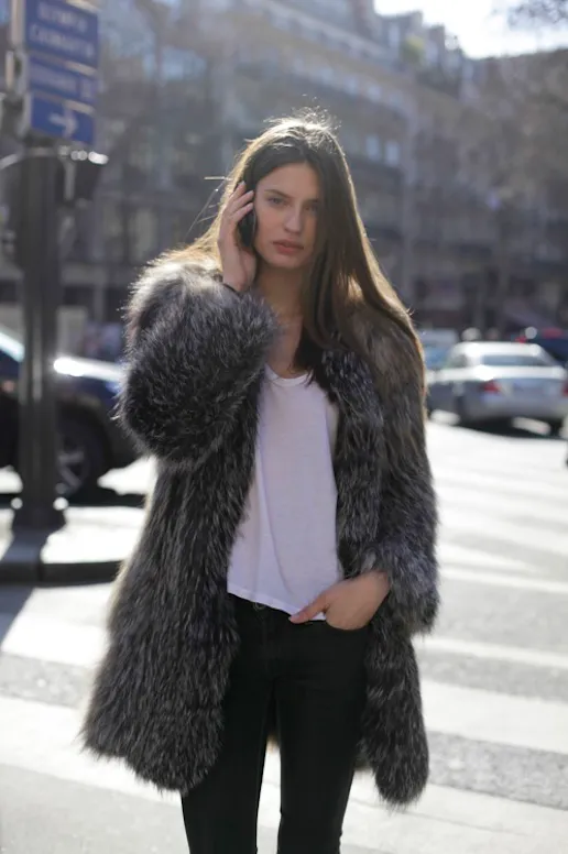 newsofannarbor: MODEL-OFF-DUTY: BIANCA BALTI | FUR COAT + BASICS