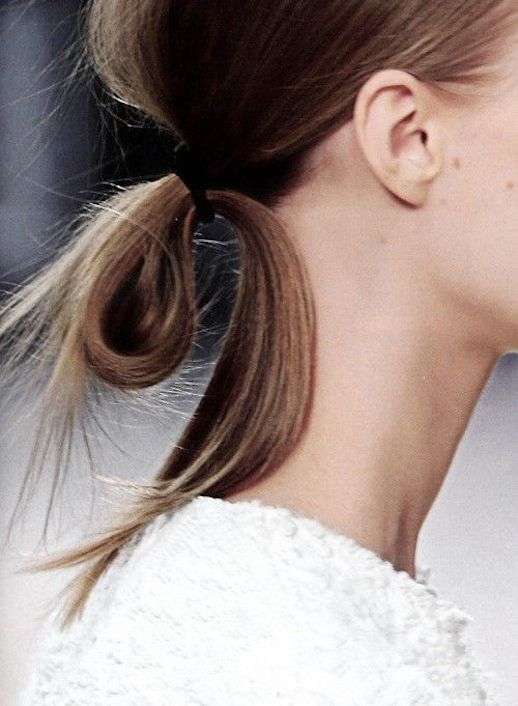 Le Fashion Blog Three Minimal White Looks Spring Summer Style Looped Ponytail Hair Inspiration Textured White Knit Sweater Via Studded Hearts photo Le-Fashion-Blog-Three-Minimal-White-Looks-Spring-Summer-Style-Looped-Ponytail-Via-Studded-Hearts.jpg